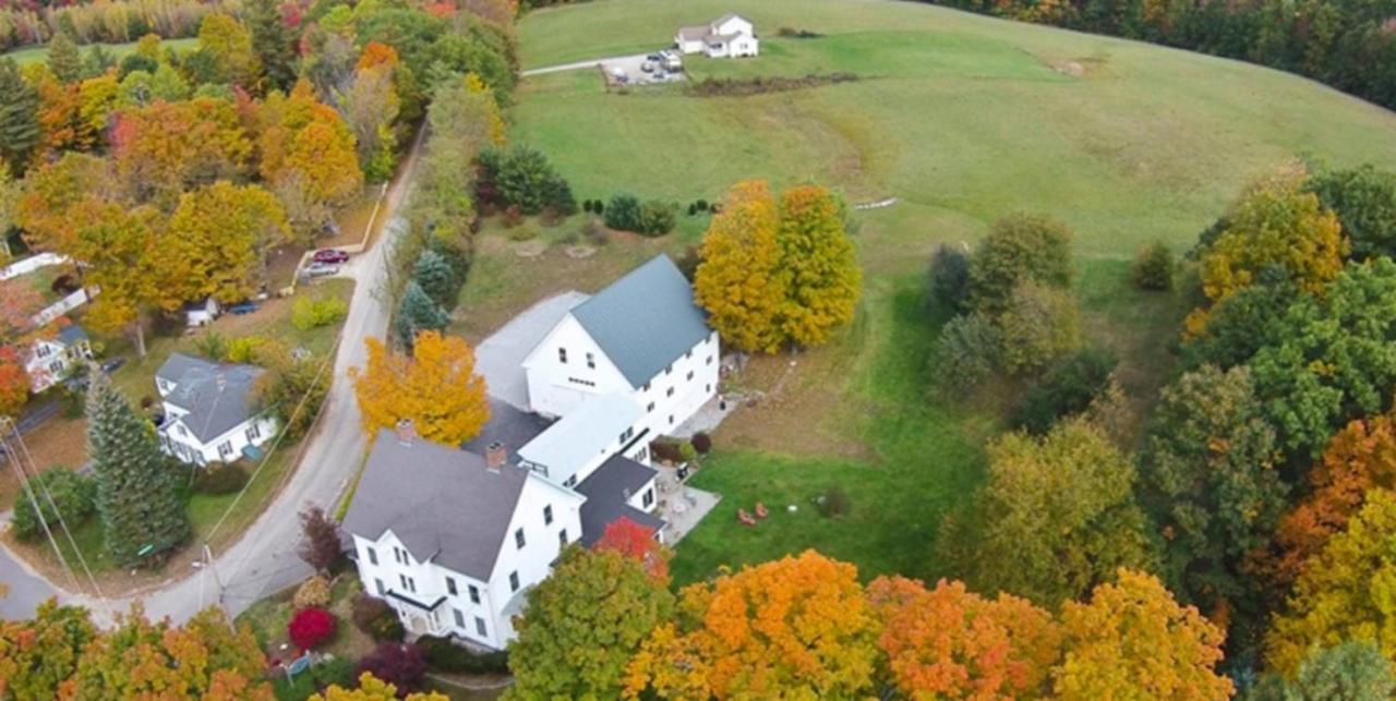 Highland Lake Inn Andover Buitenkant foto